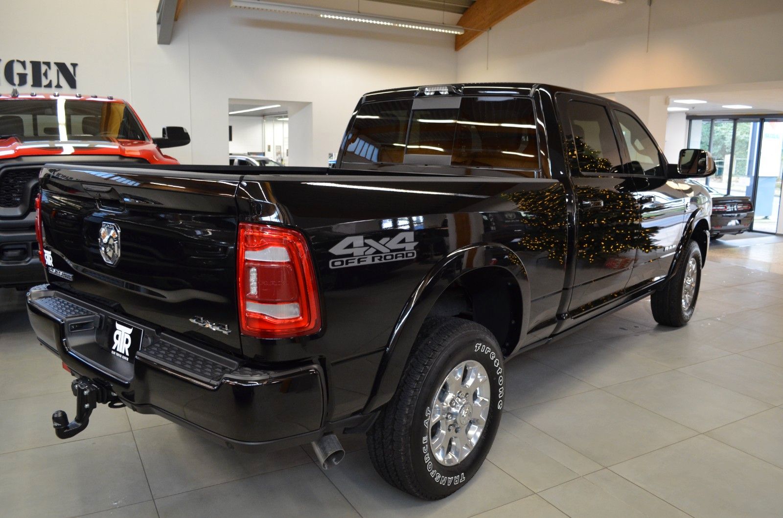 Fahrzeugabbildung Dodge RAM 2500 Laramie 6,7l Cummins Diesel Crew Cab