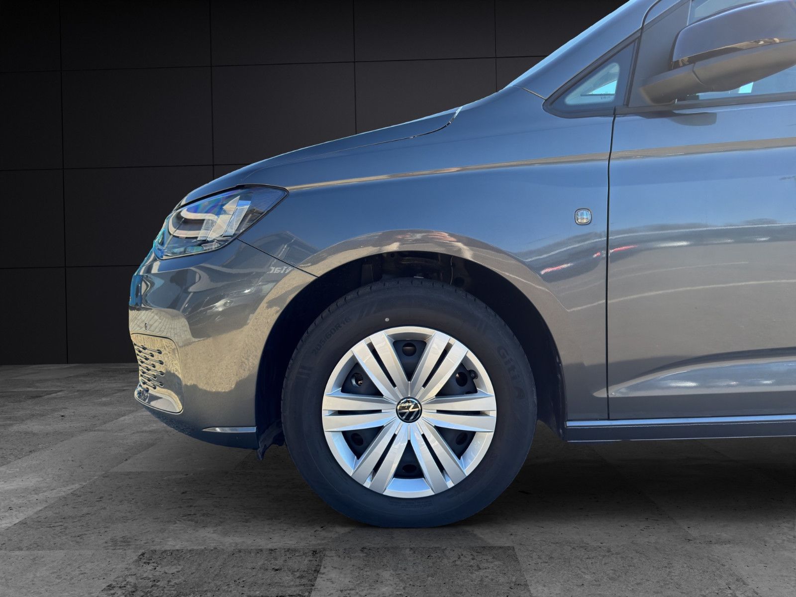 Fahrzeugabbildung Volkswagen Caddy Maxi *Apple CarPlay*Tempomat*7 Sitzer