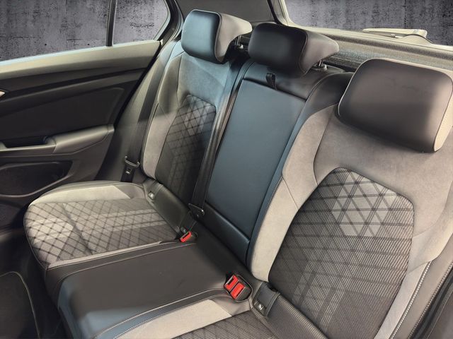 Volkswagen Golf - Bild 11