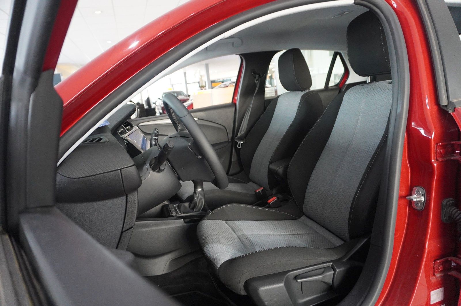 Fahrzeugabbildung Opel Corsa F 1.2 FACELIFT NAVI/LED/KAMERA/VIRTU./DAB+