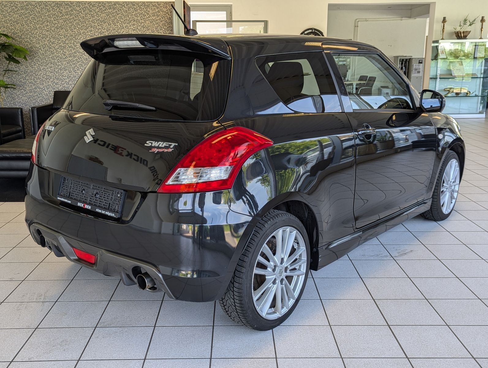 SUZUKI Swift 1.6 Sport 1.Hand Klima Bi-Xenon Tempomat - Image 7