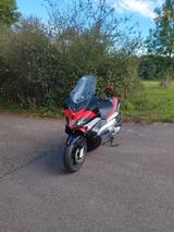 Aprilia SR 300 - APRILIA SR