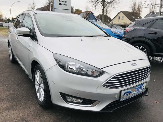 Ford Focus 1.0EcoB.''Titanium''Navi,Kamera,Teileder