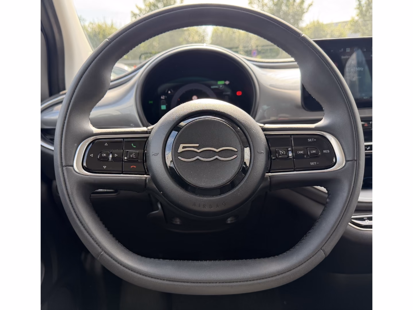 Fiat 500e e Icon *Sitzheizung *Apple Car Play *Tempom