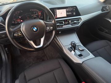 BMW 318 - 12