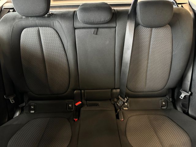 MYAUTOCENTER – Gebraucht- und Jahreswagen mit Werkstattservice in Pfaffenhofen BMW X1 xDrive 20 i *Kamera*Klima*SHZ*Navi*Bluetooth*