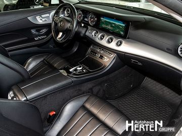 Mercedes E 220 - 4