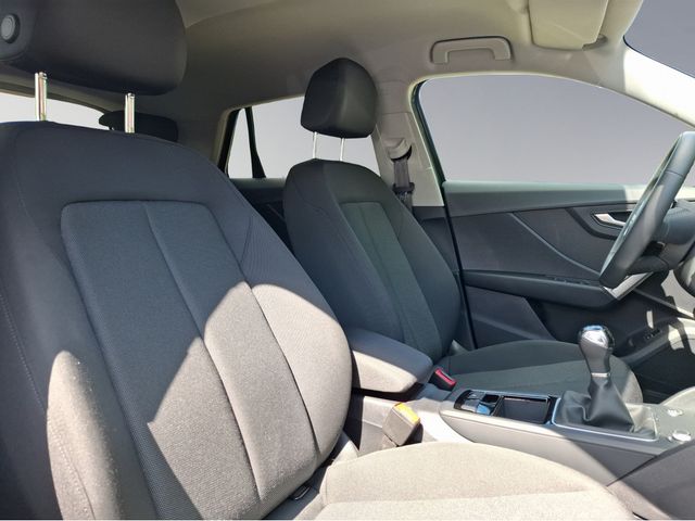 Q2 30 TFSI advanced Standheizung, AHK, Klima