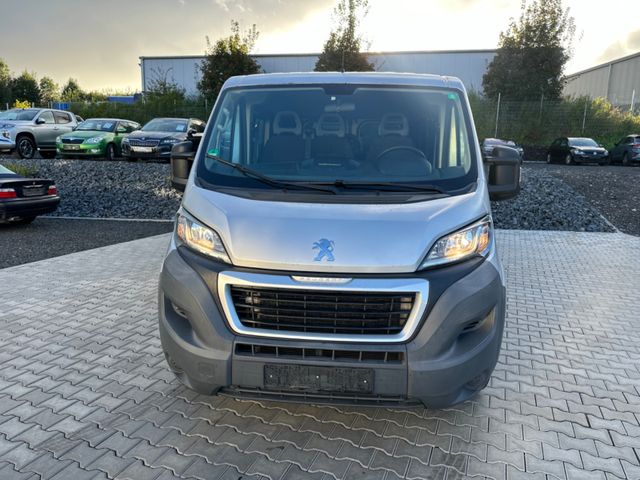 Peugeot Boxer Kombi 333 L1H1 Active Blue-HDi 110 9 Sitze