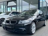 BMW 320 d Touring M Sportpaket | Panorama | Leder - BMW 3er Reihe: Standheizung