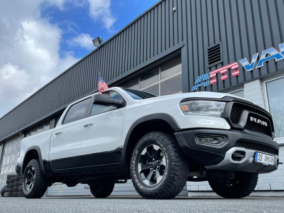 Fahrzeugabbildung Dodge RAM GEN5 Rebel CrewCab HEMI 4x4 74 TKM Mwst.