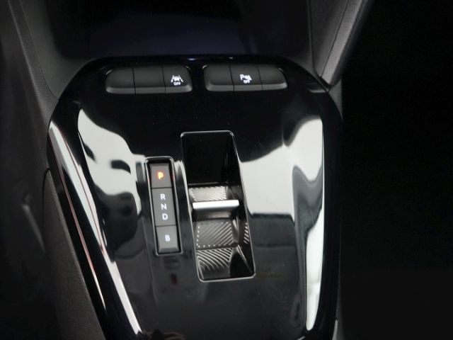 Corsa-e F EDITION 50kWH AT+SITZHEIZUNG+PARKPILOT