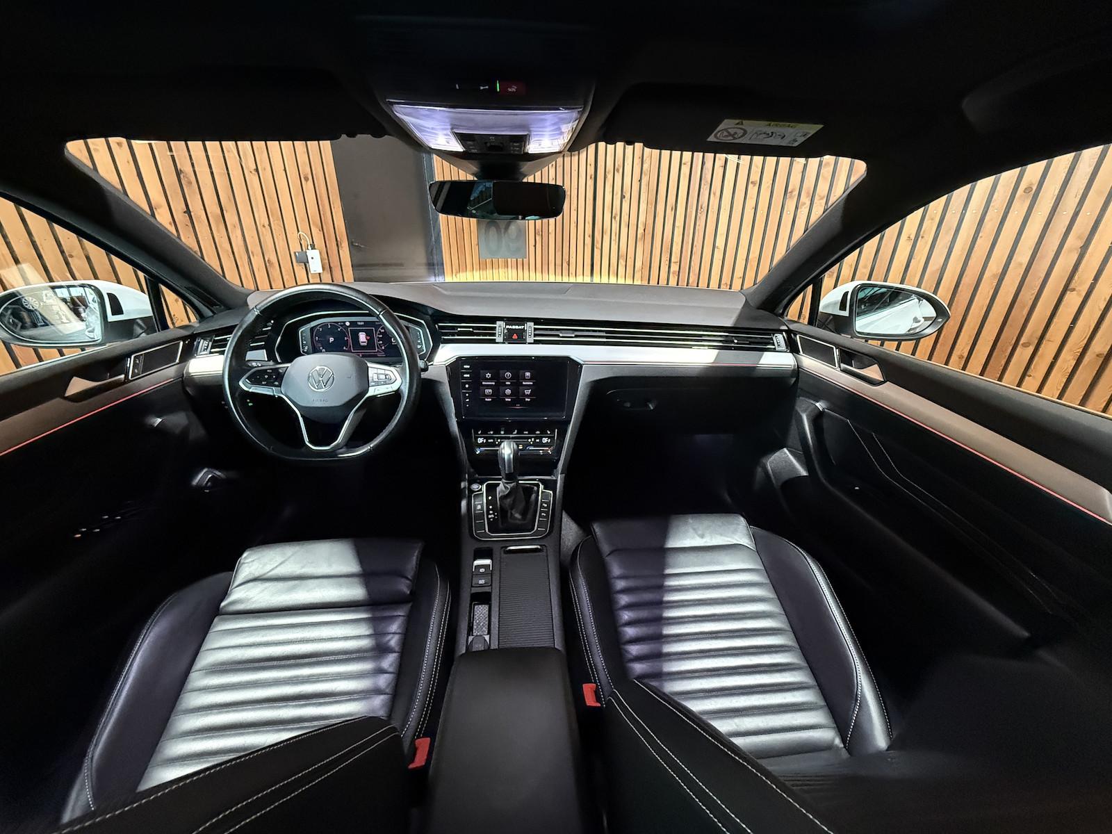 Volkswagen Passat TDI Elegance Navi*IQ*Kam*AHK*Pano, миниатюра 21