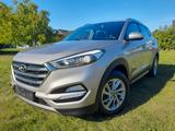 Hyundai TUCSON 2.0 CRDi Style 4WD Style HU/AU Neu  - Hyundai TUCSON: Allradantrieb, Crdi