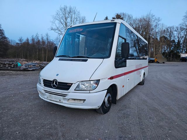 Mercedes-Benz Sprinter 616 CDI Kleinbus MAXI 17+1 Sitze *1.Han