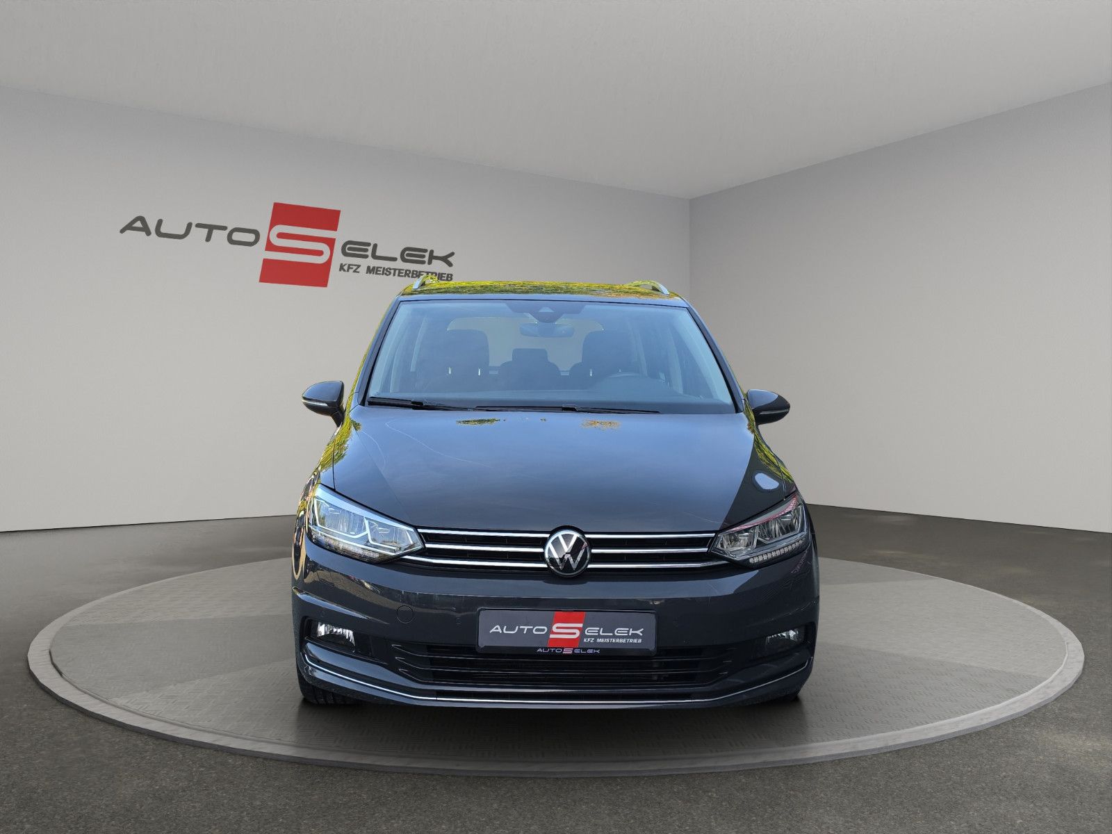 Fahrzeugabbildung Volkswagen Touran Highline BMT/Start-Stop AUTOMATIK 1.Hand