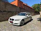 BMW 318dTouring/FACELIFT/PDC/NAVI PROF/AHK/2.HAND/ - BMW 318 aus 2010: 318d