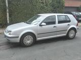 Volkswagen Golf 1.6 Highline Variant Highline - Volkswagen Golf aus 2000: Variant