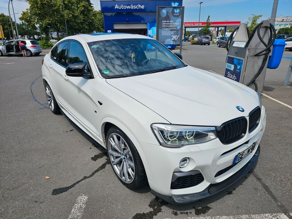 Image of BMW X4 M40