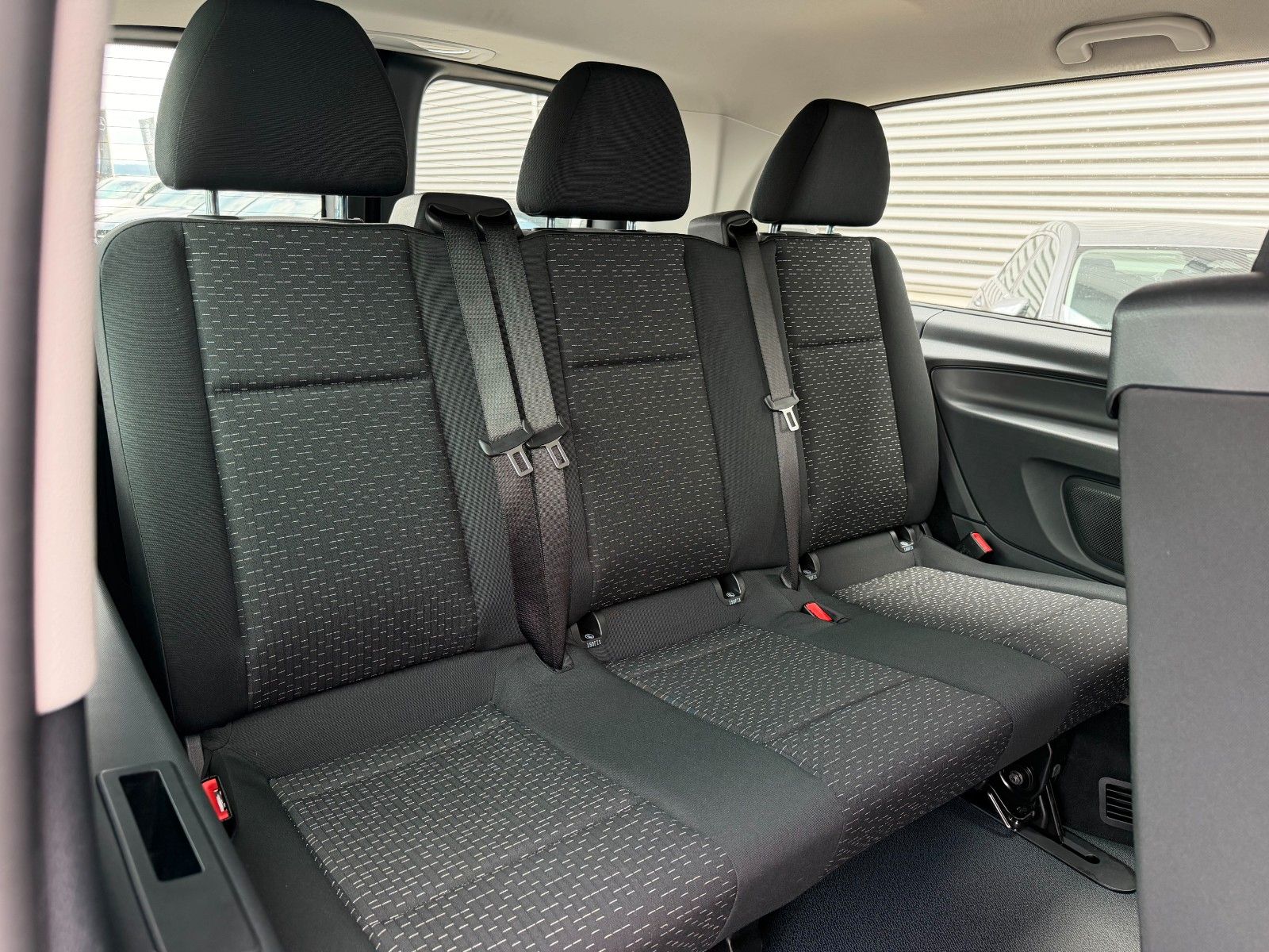 Fahrzeugabbildung Mercedes-Benz Vito 114 CDI Tourer Extral 9G Klima Kamera