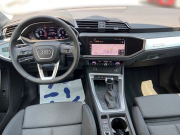 Audi Q3 - 11
