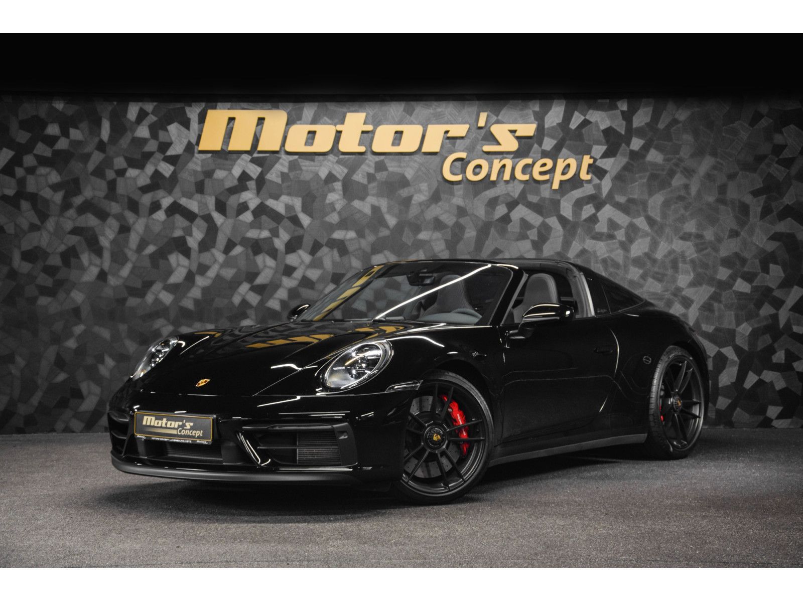 PORSCHE 992 Targa 4 GTS PDK