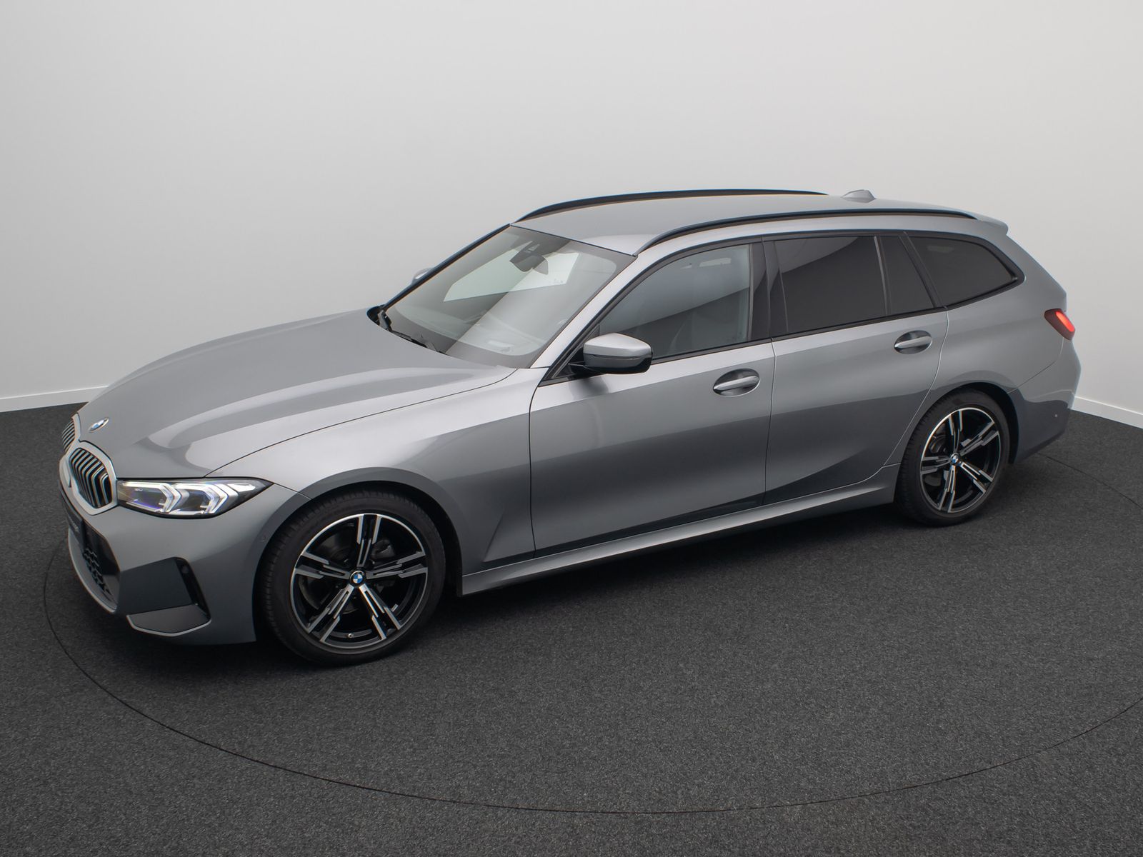 Fahrzeugabbildung BMW 320d M Sport HUD DAB Kamera HiFi Fernlic Komfort