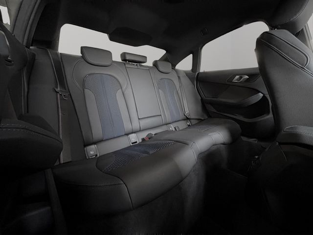 Foto Nummer 13: BMW 218i