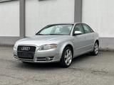 Audi A4 Lim. 2.0 - Audi A4 aus 2005: 2.0