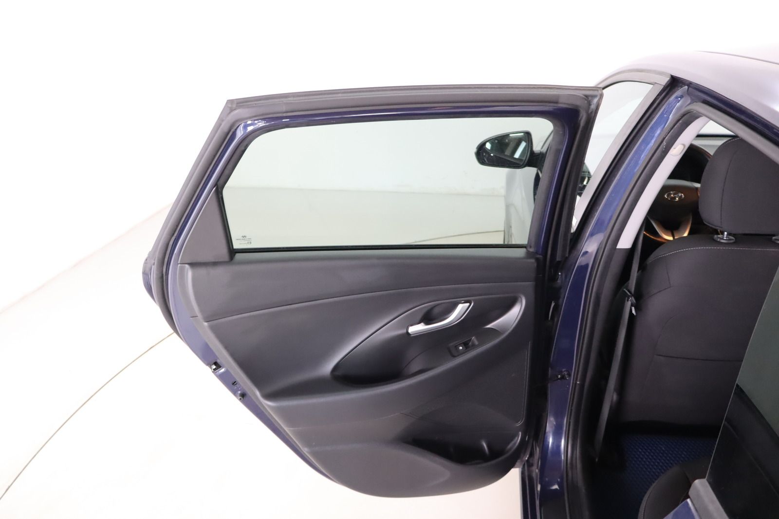 Fahrzeugabbildung Hyundai i30 1.4i * SHZ * Navi * DAB+ * Klima * YES!
