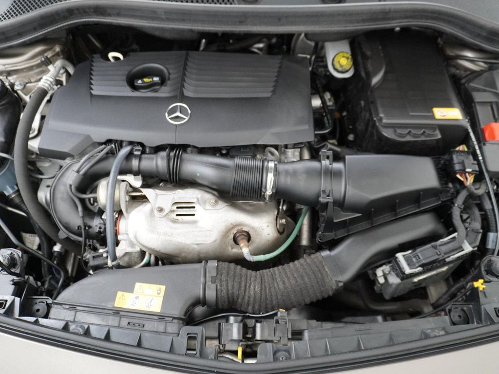 Mercedes-Benz B 180 Ambition