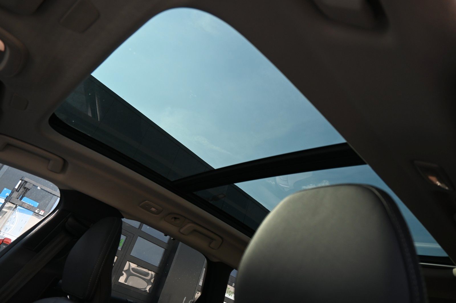 Fahrzeugabbildung Volvo V90 B4 Diesel Plus Dark*Pano*360°*STHZG*21 Zoll*