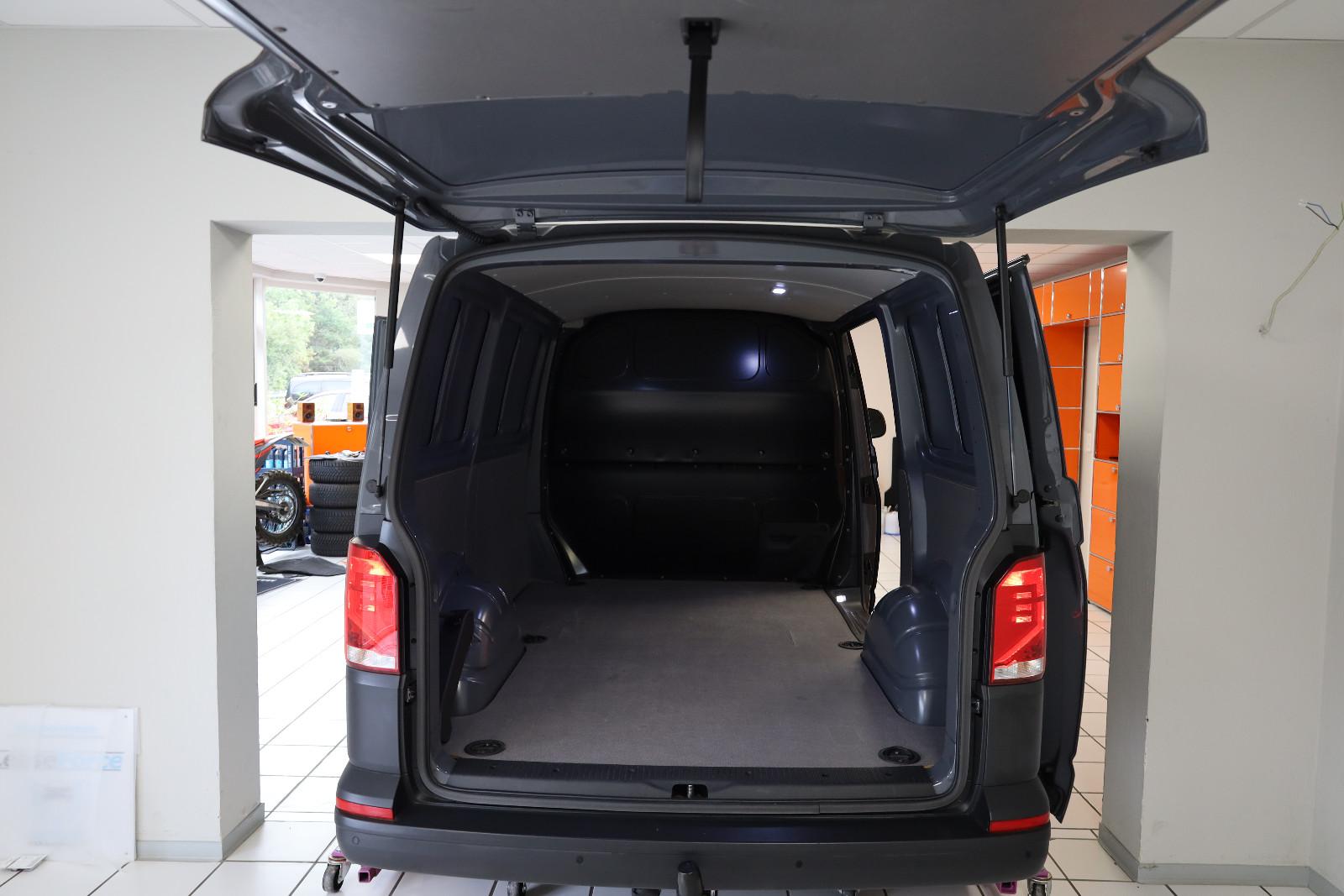 Volkswagen T6.1 Transporter |AHK|APP|PDC|TEMP|NAVI|RFK|KLIM
