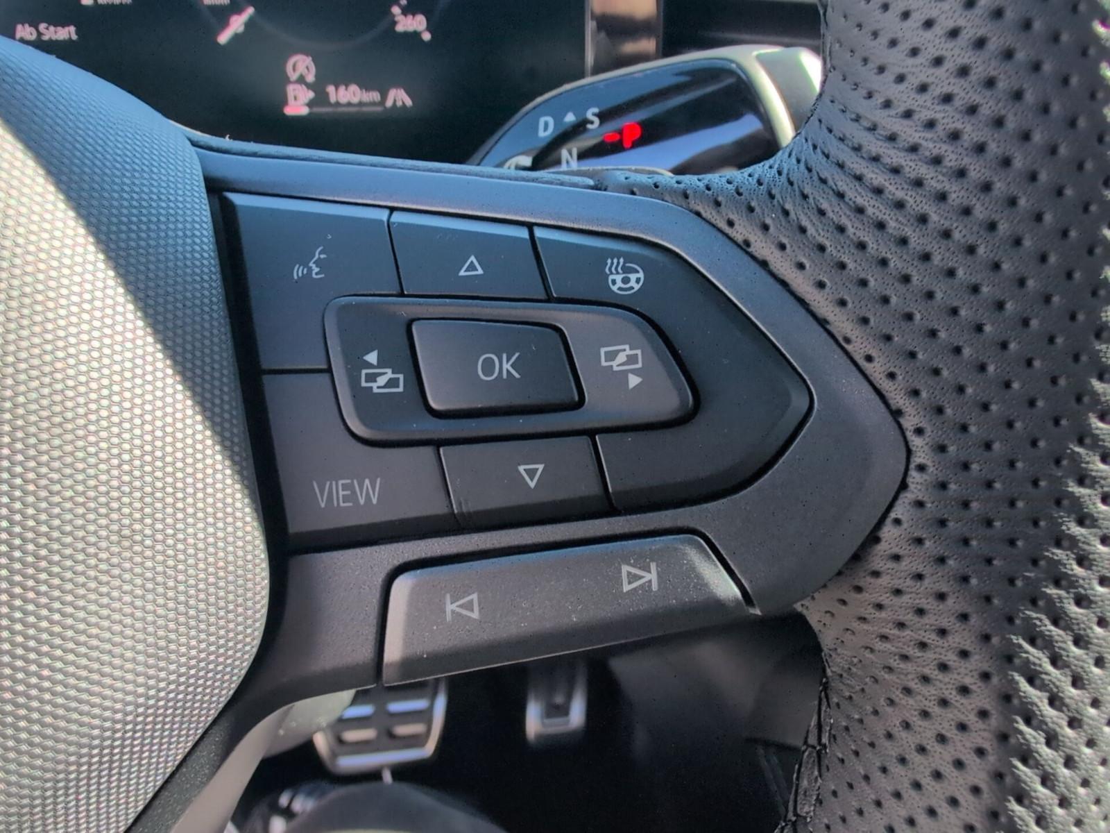 Volkswagen T-Roc 1.5 eTSI R-Line+AHK+RFK+BLACKSTYLE+EASYOPE, миниатюра 25