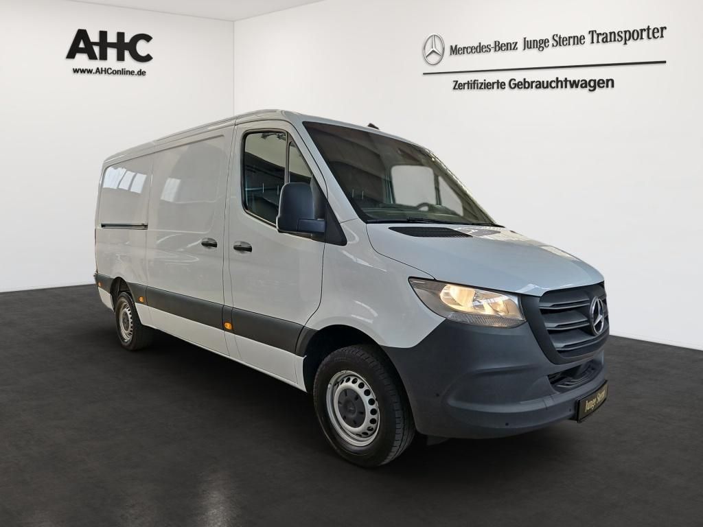 Fahrzeugabbildung Mercedes-Benz Sprinter 316 Kasten L2H1 MBUX Schwingsitz SHZ AH