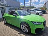 Audi TT RS 2.5 TFSI quattro Roadster  S-tronic Navi M - mit Benzin-Antrieb: mit Klimaautomatik