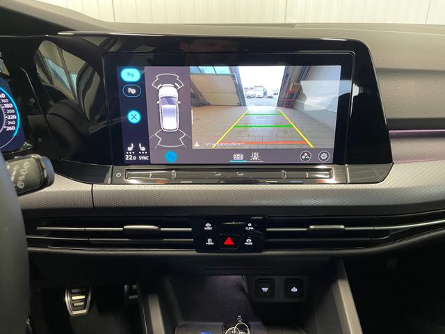 Golf VIII Active 2.0 TDI FAHRSCHULWAGEN