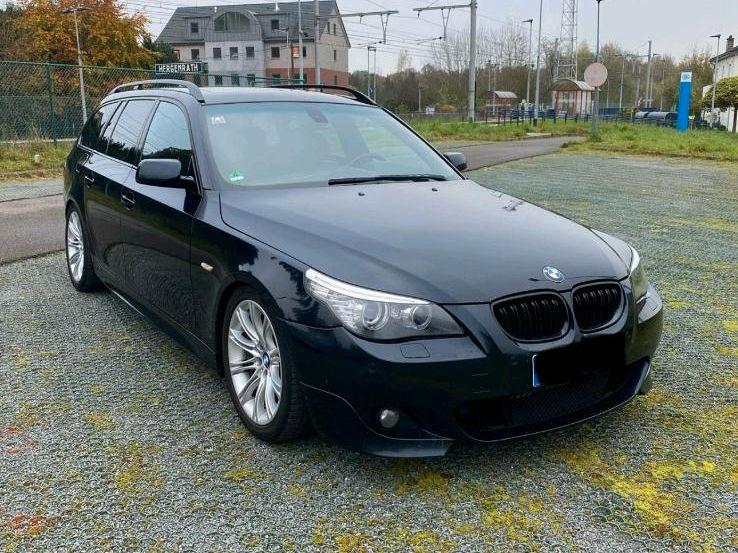 BMW 525