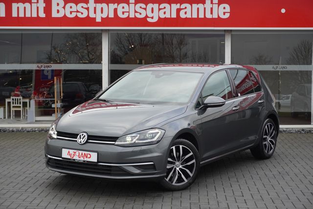 Volkswagen Golf VII 1.5 TSI LED Navi ACC AHK Kamera PDC USB