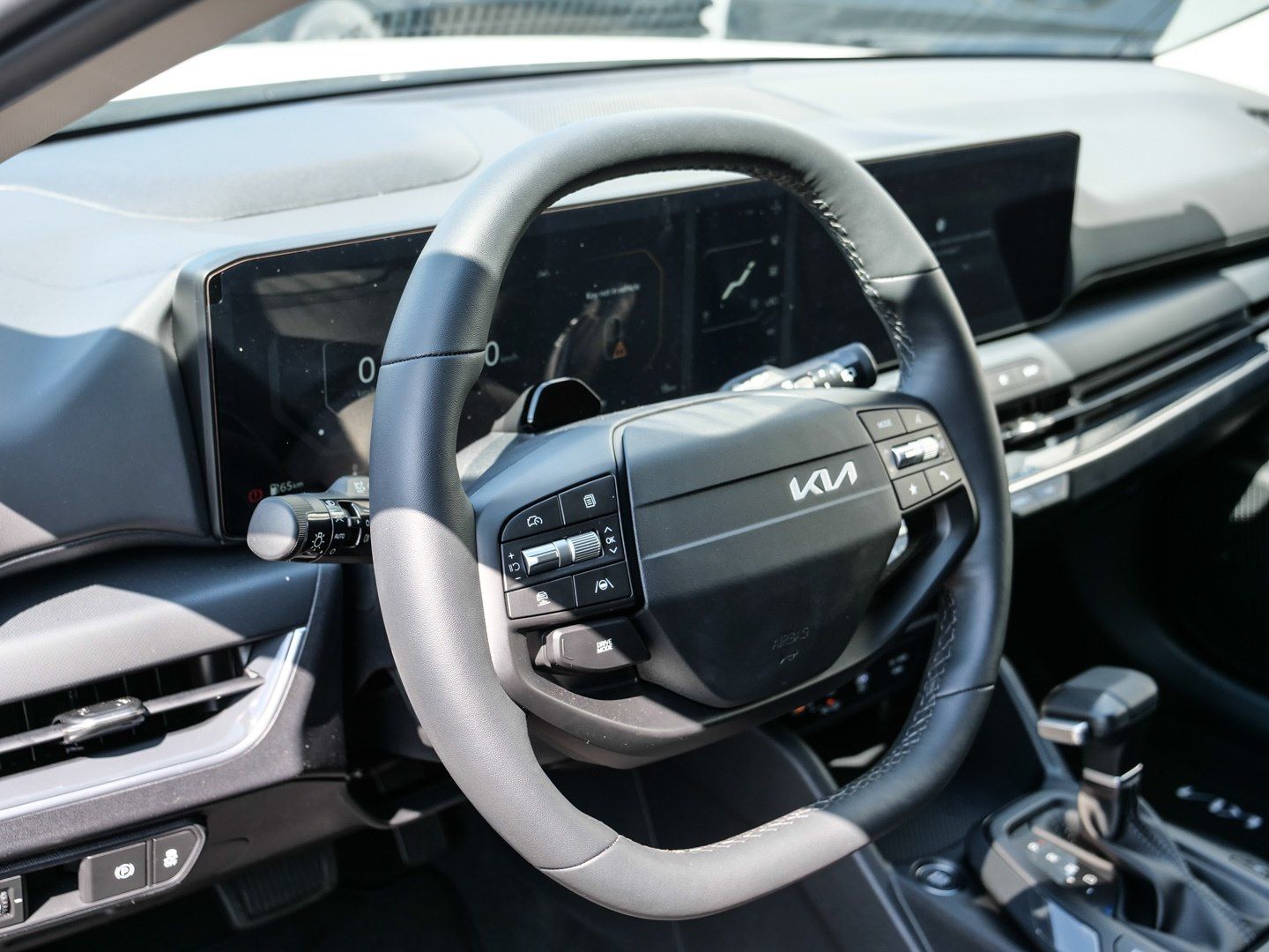Kia K4 - Bild 7