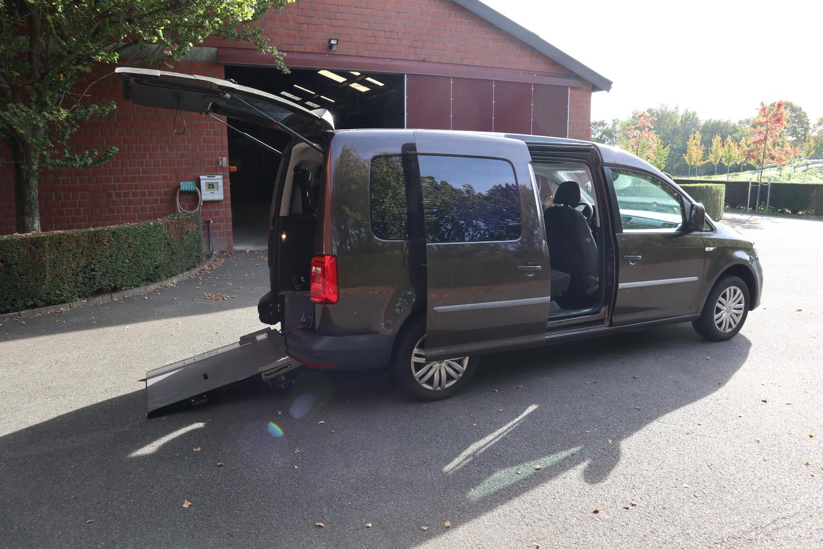 Volkswagen Caddy Maxi*rollstuhlgerecht*Wenderampe*AMF-Bruns