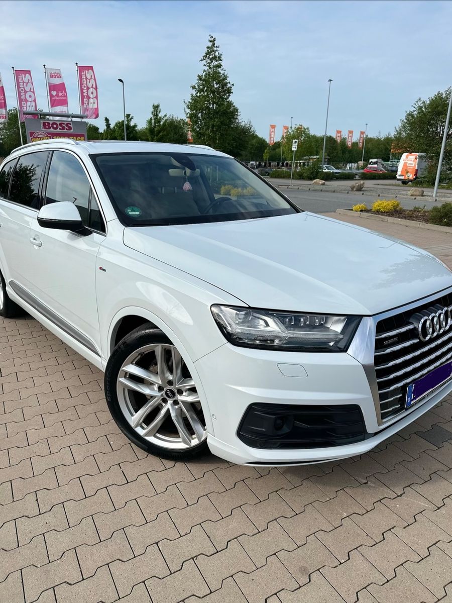 AUDI Audi Q7 3.0 TDI quattro S line
