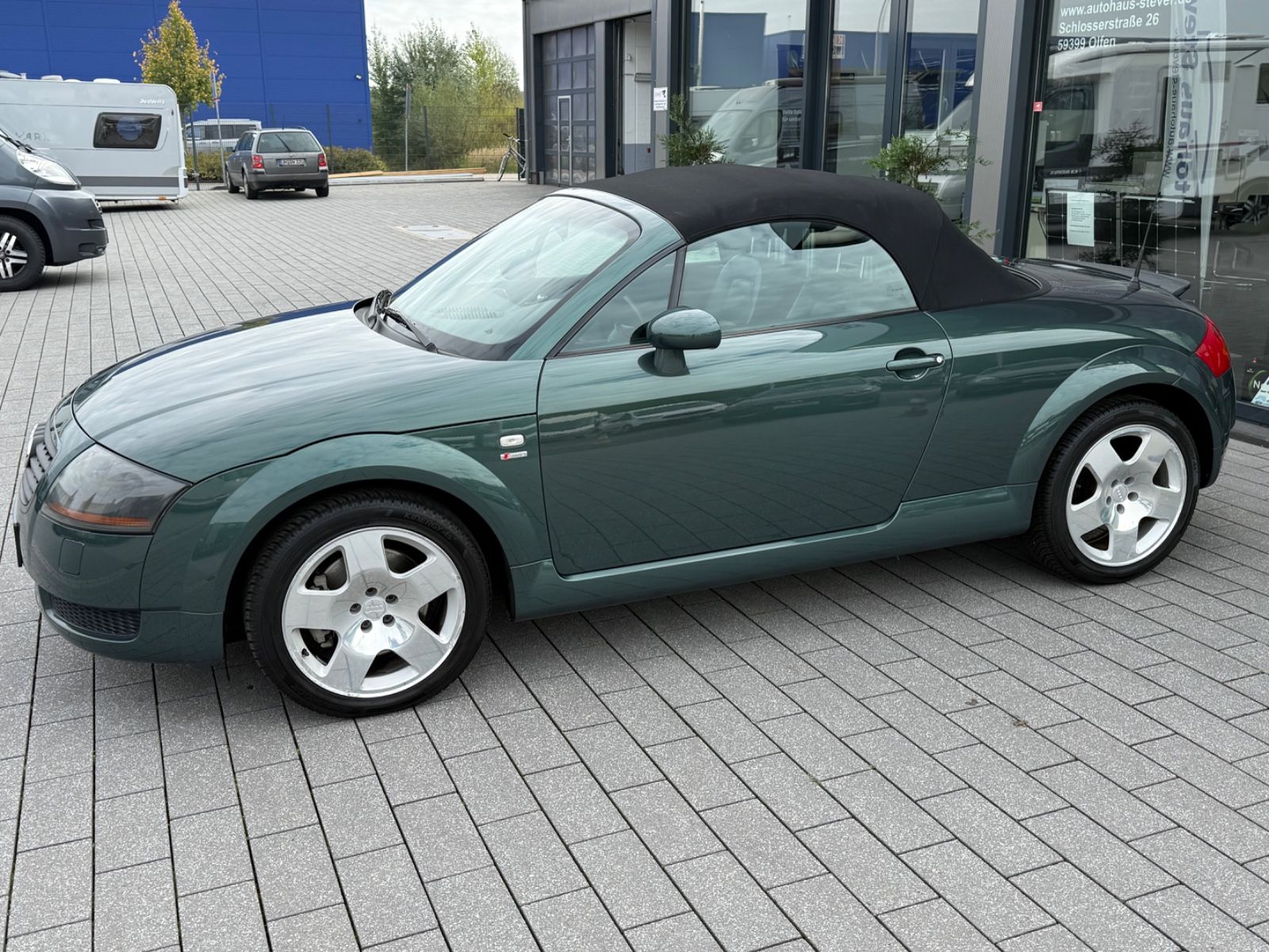 Fahrzeugabbildung Audi TT Roadster 1.8T quattro S-Line CABRIO LEDER SHZ