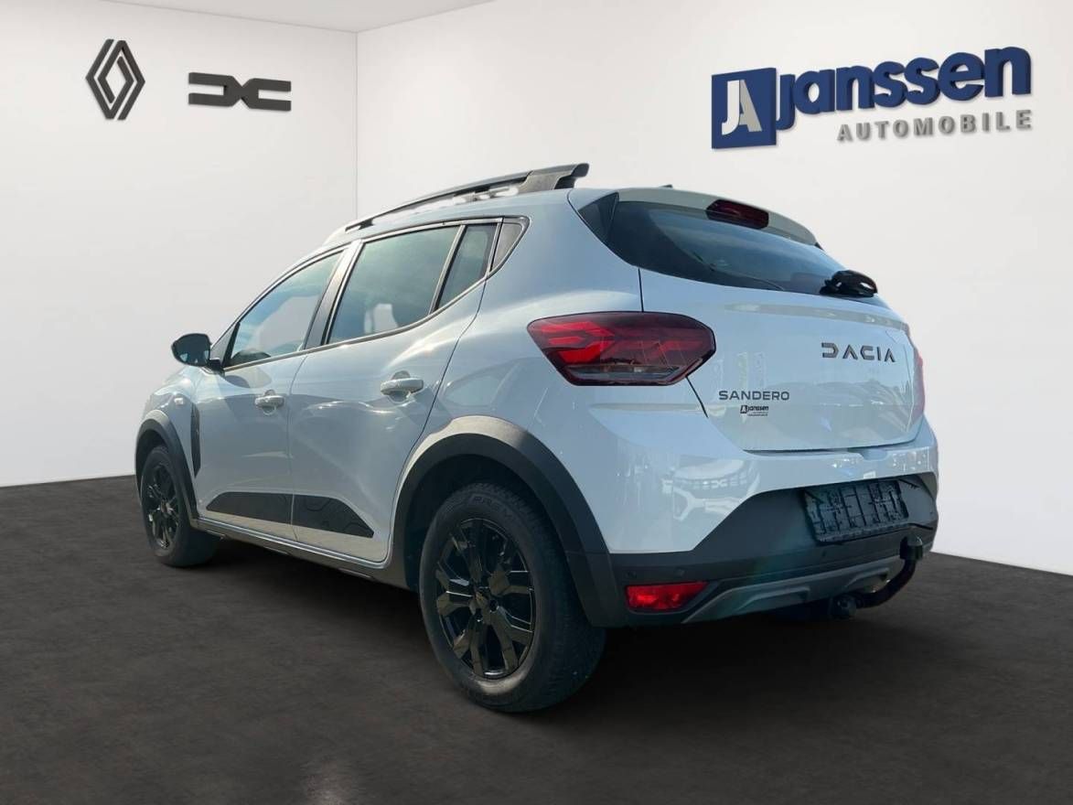 Fahrzeugabbildung Dacia Sandero Stepway Extreme+ ECO-G 100