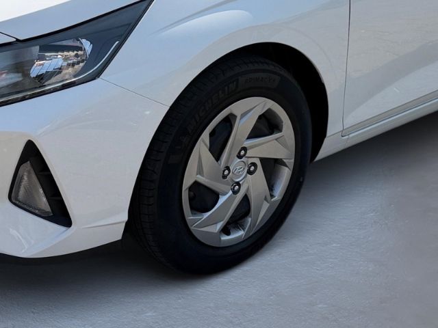 Fahrzeugabbildung Hyundai i20 Trend Apple CarPlay Android Auto Shzg PDC Ka