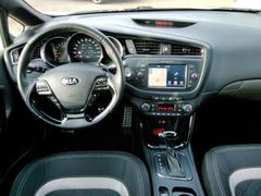 Fahrzeugabbildung Kia Ceed Sportswagon GTLine+SHZ+PANO+TEMPOMAT+KAMERA
