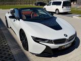 BMW i8 Roadster*Exclusive Accaro Design*Facelift - : Plug-In Hybrid, Cabrio, Automatik