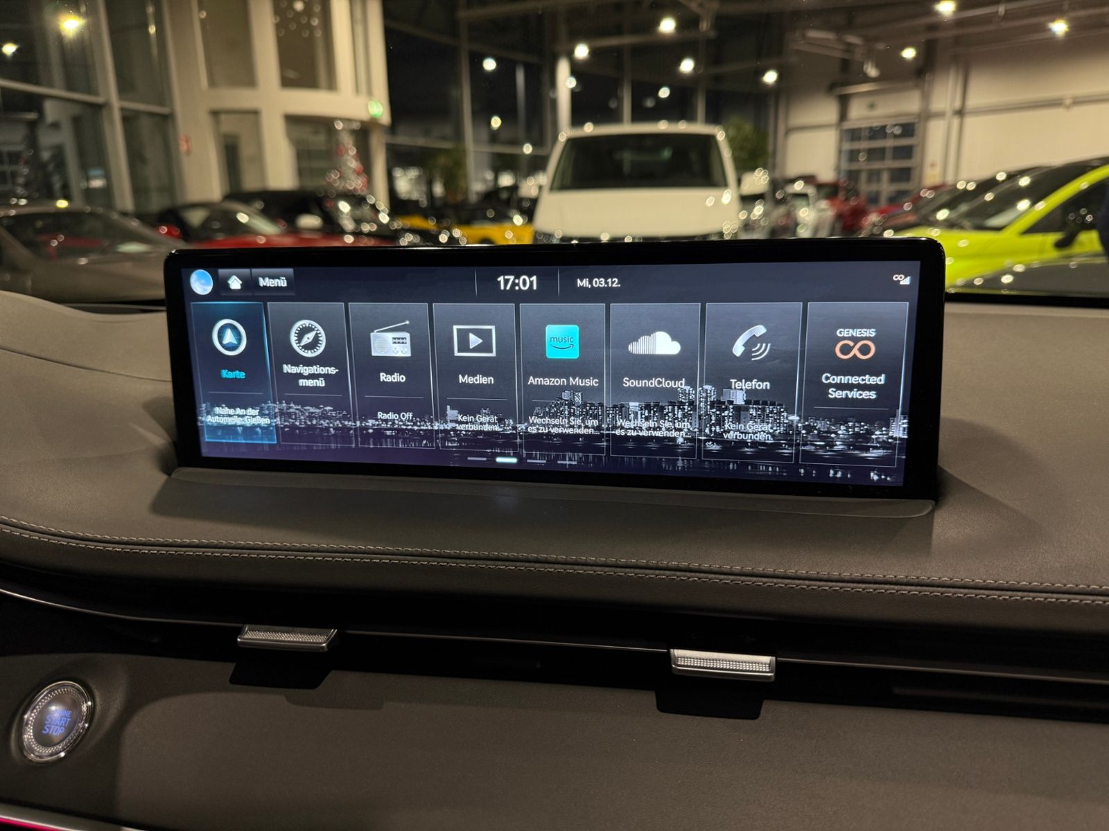 Fahrzeugabbildung Genesis GV70 Luxury 4WD PANO 360° HUD LED