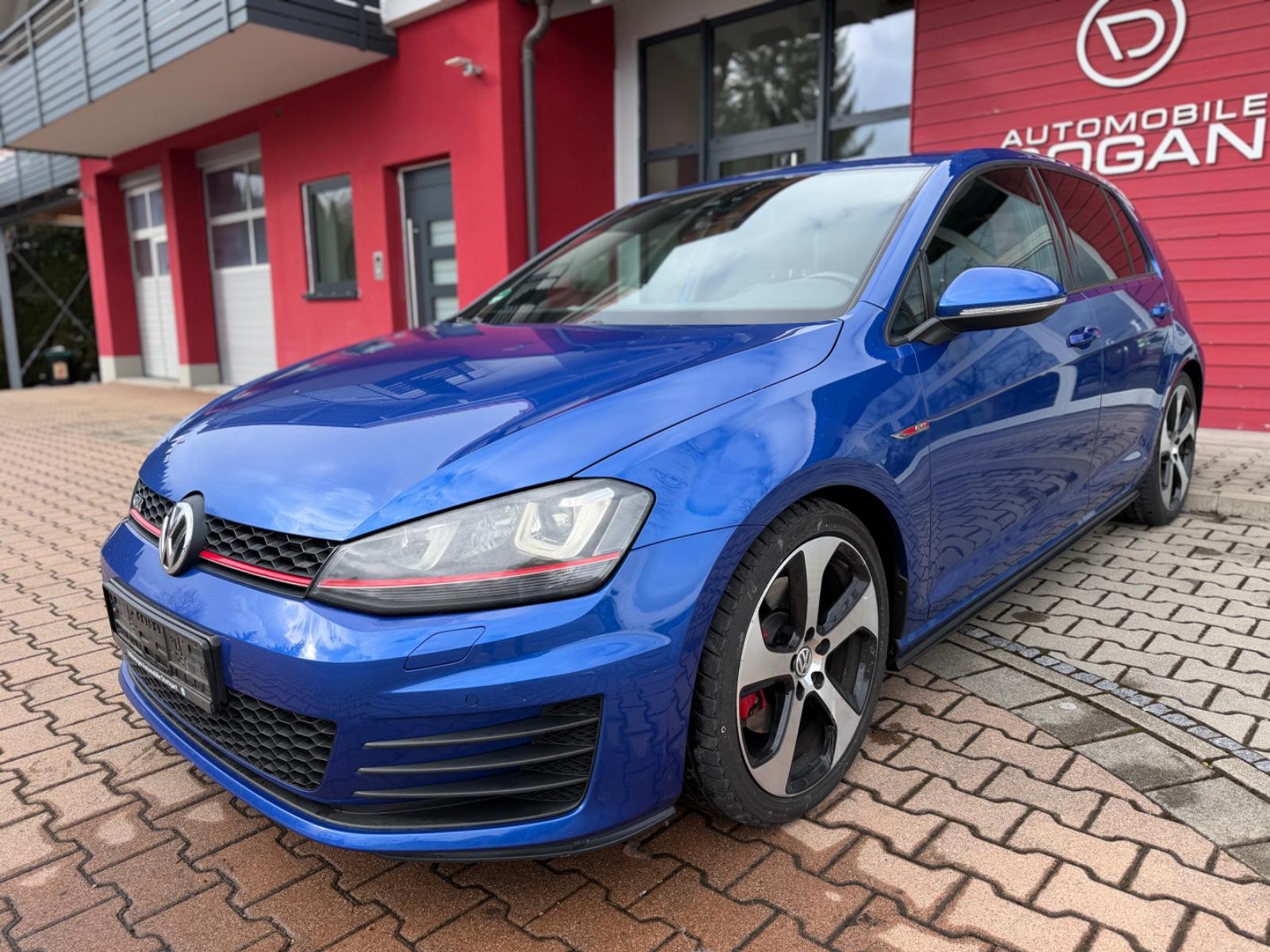 Volkswagen Golf 2.0 TSI DSG GTI Leder*8xAlu*Navi*PDC