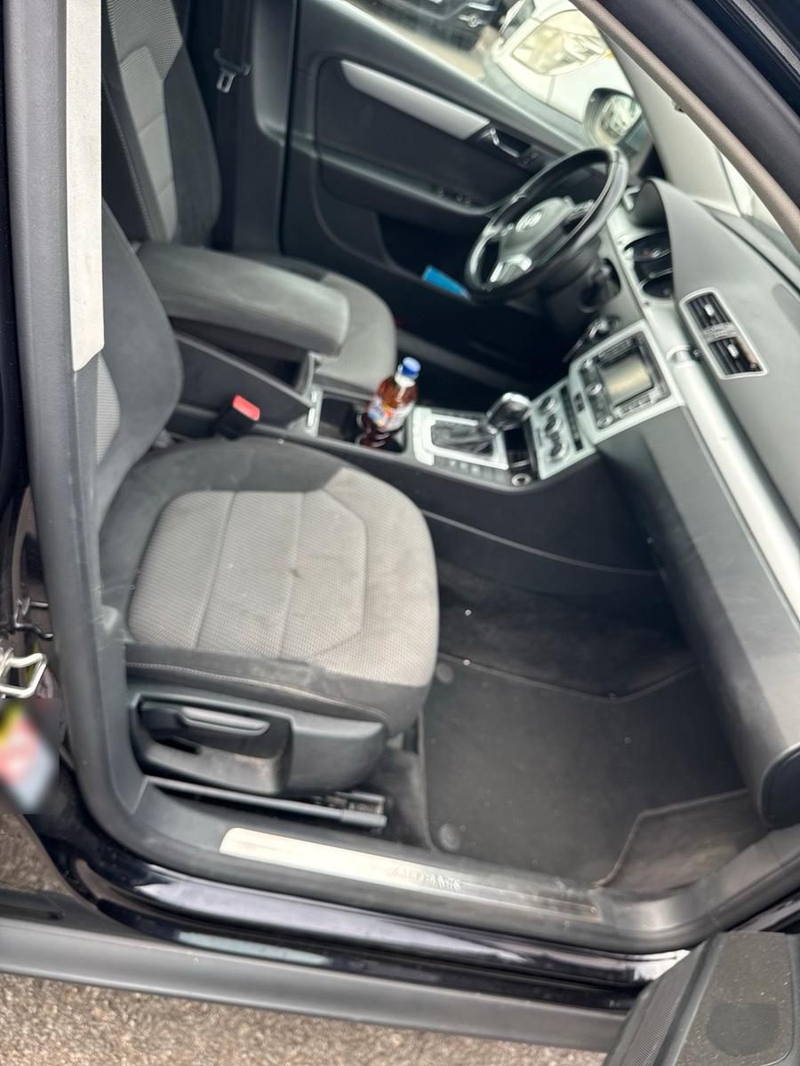 Volkswagen Passat 2012 — photo 6